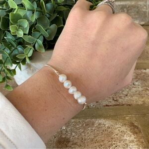 Pearl Bracelet | Sliding Clasp